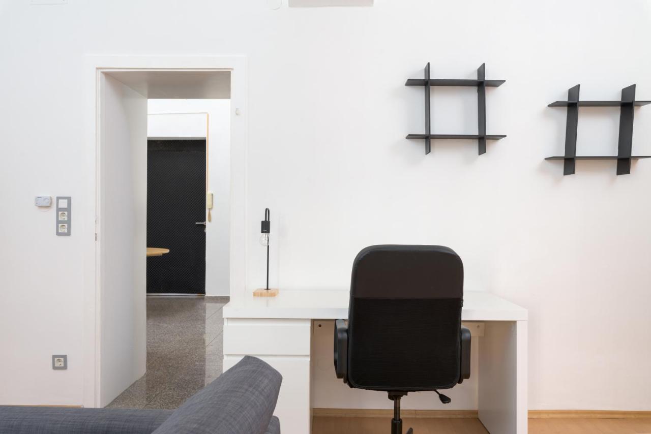 Apartament Spacious Apt In Perfect Location For Family 24h Check-in